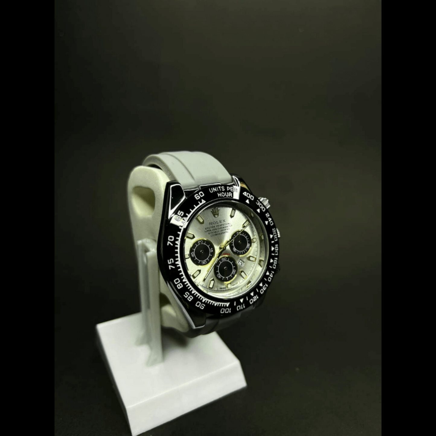 Daytona Eyes Dot Inspired Luxury Watch